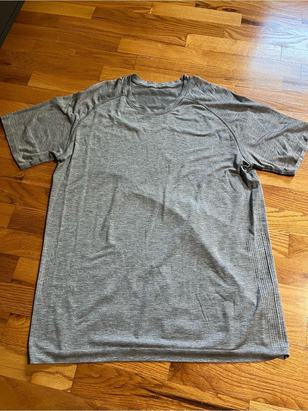 Lululemon Men's Gray Metal Vent Tech T